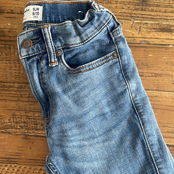 Abercrombie Jeans - Picture 7 of 7